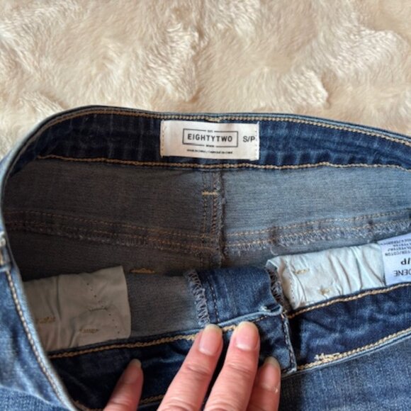 2/$40 EightyTwo Ardene Blue Denim Distressed 5-Pocket Skirt Ladies Size S - Picture 2 of 9